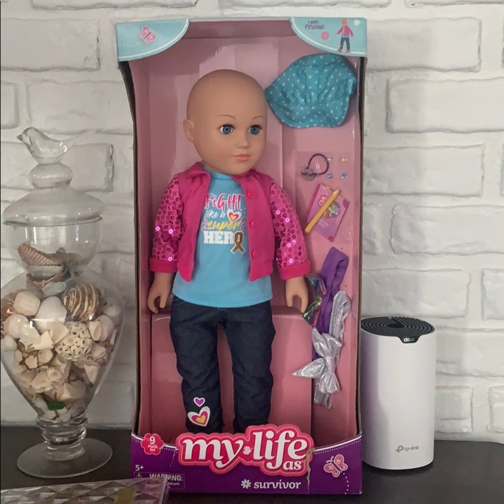 My life doll survivor 9 peice set.